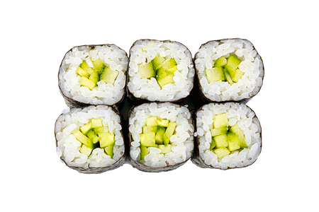 Простой ролл с огурцом