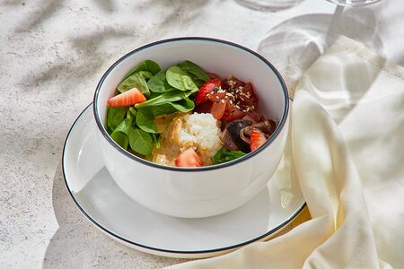 Поке с тунцом