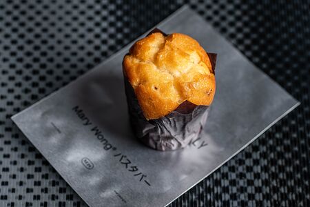 Маффин ванильный с черникой