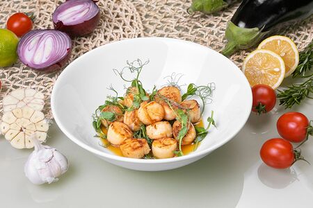 Морские гребешки на гриле