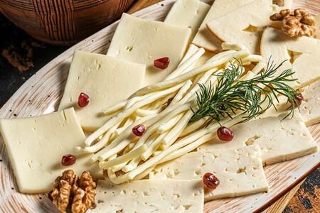 Сырное ассорти по-кавказски