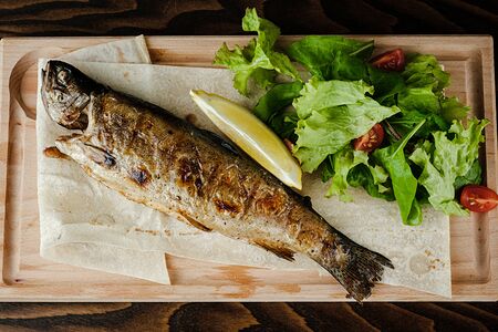 Форель на мангале