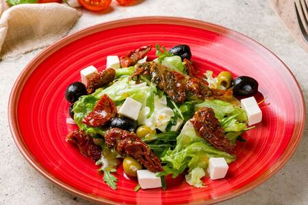 Сицилия с вялеными томатами