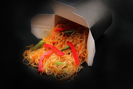 Фунчоза овощами