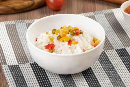 Рис отварной с овощами