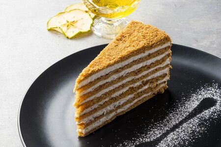 Торт Медовик