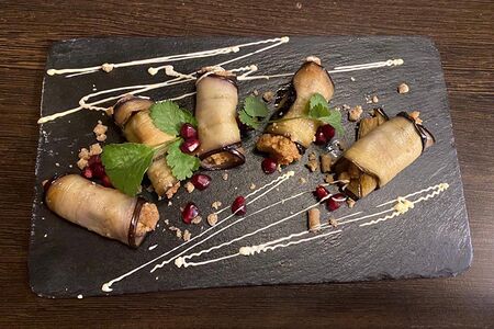 Баклажаны, жареные с орехами