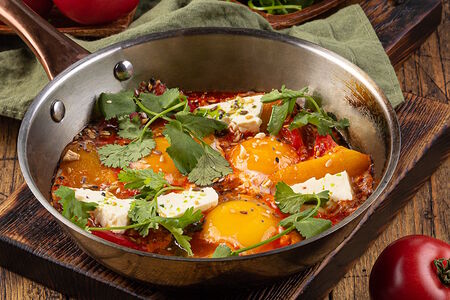 Шакшука с брынзой