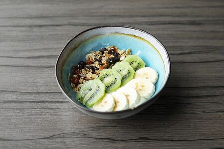 Каша рисовая с сухофруктами и кедровым орехом