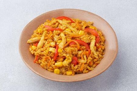 Wok карри с рисом M