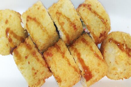 Жареный ролл Бекон темпура