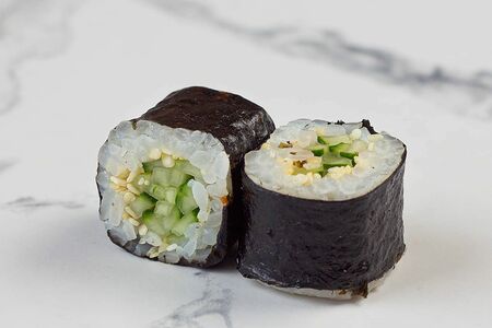 Ролл огурец