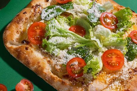 Пицца Цезарь и курица