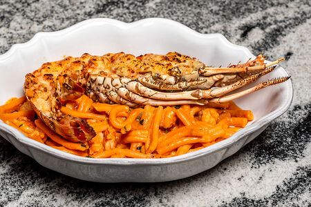 Паста Казаречче с лангустином