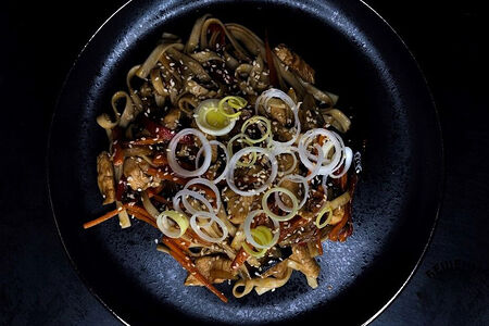 Сырная лапша с курицей