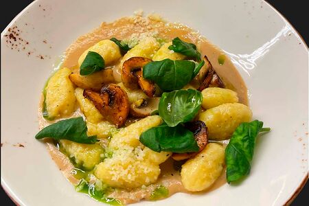 Ньокки картофельные с шампиньонами