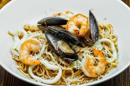 С морепродуктами