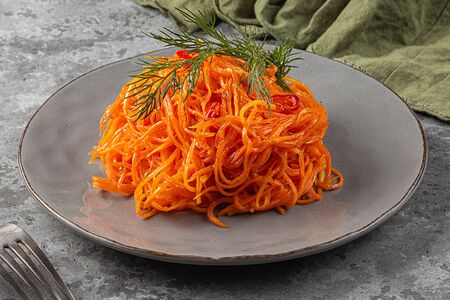 Салат морковный