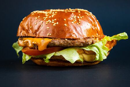 Говяжий гамбургер