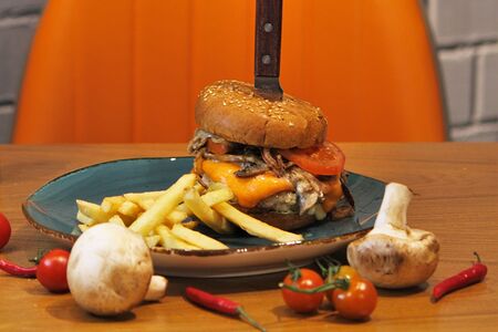 Бургер с курицей