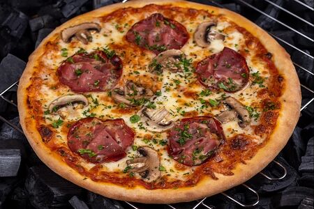 Прошуто с грибами