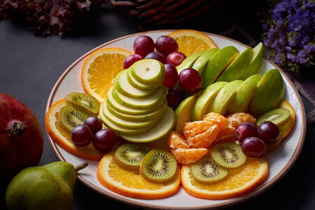 Ассорти сезонных фруктов