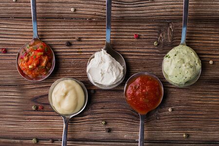 Сметана с песто