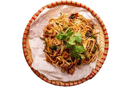 Удон кимчи со свининой