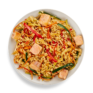 Рис по-тайски с лососем и овощами