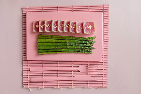 Стейк из тунца татаки