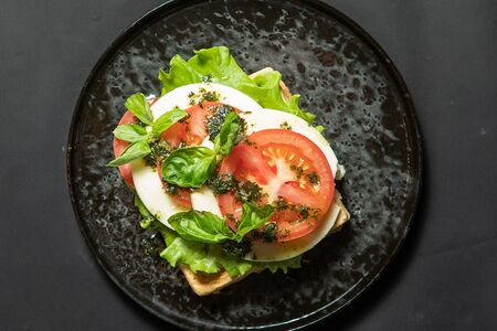 Вафля Капрезе