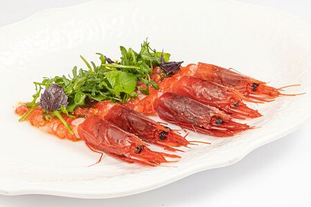 Красные креветки со сладкими помидорами