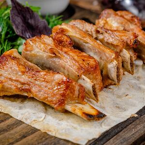 Шашлык из свиных ребер острый