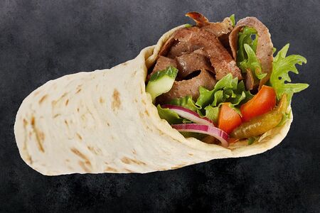 Донер с курицей в лаваше из тандыра