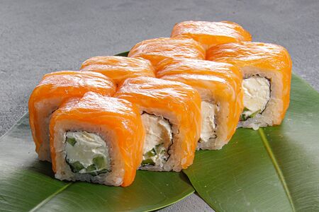 Филадельфия с лососем