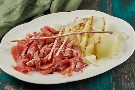 Пармская ветчина с дыней