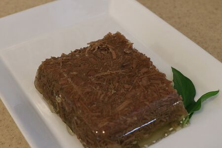 Холодец говяжий