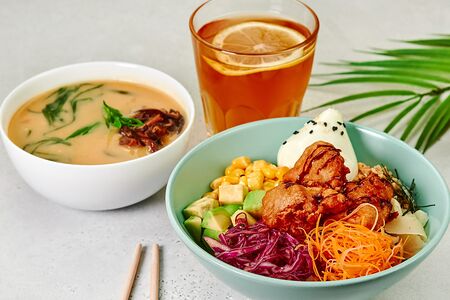 Ланч с поке на выбор