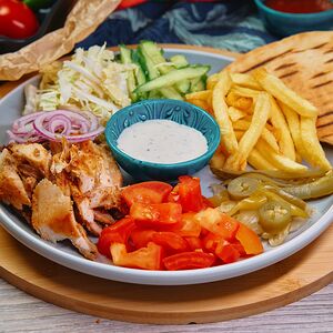 Шаверма в тарелке