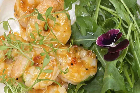 Креветки в остром соусе