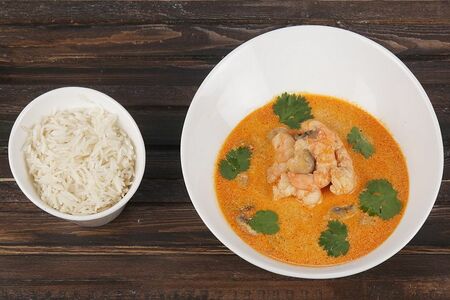 Том Ям с рисом