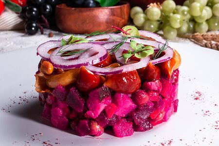 Винегрет с груздями