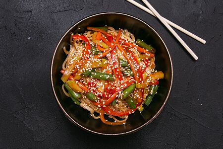 Удон с овощами