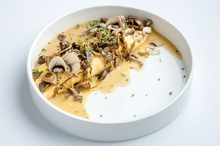 Французский омлет с грибами