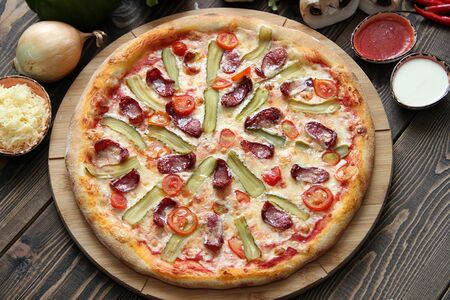 Пицца Хантер средняя