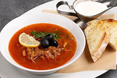 Солянка со сметаной