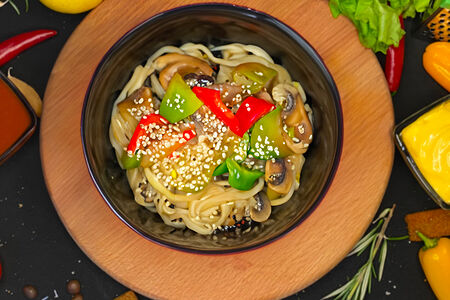 Удон с Овощами в соусе