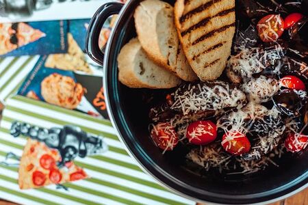 Мидии в сливочном соусе