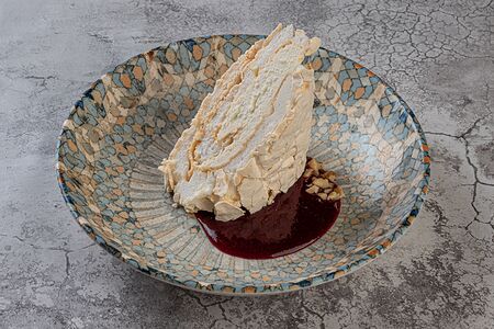 Меренговый рулет