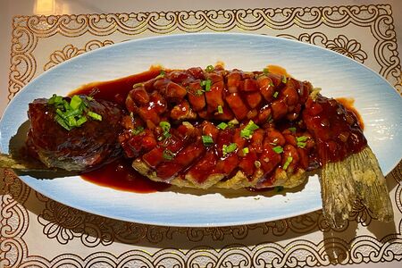 Карп в кисло-сладком соусе